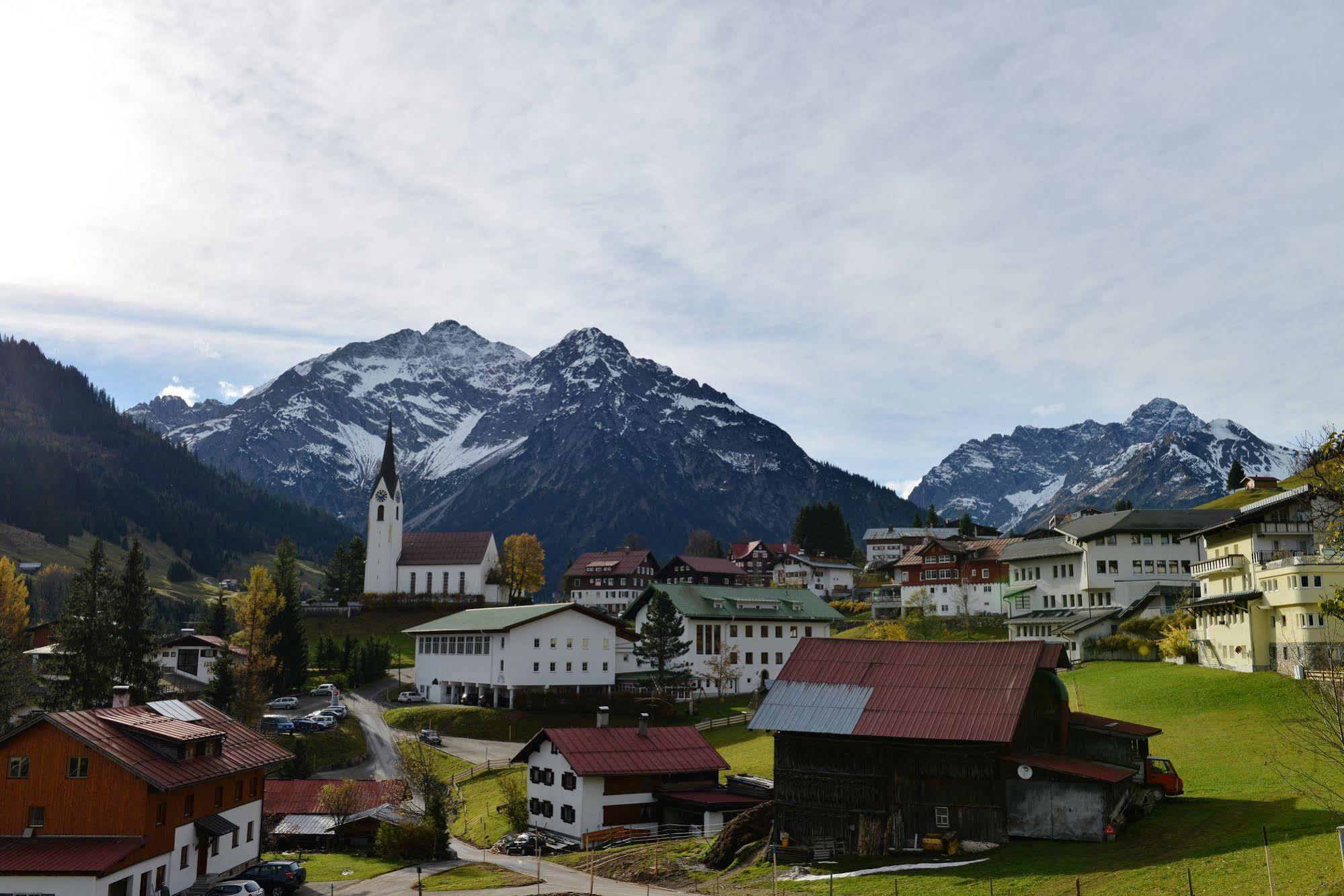 Hotel Adler Garni Hirschegg  Exterior photo